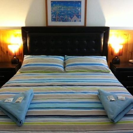 Aquarius Motel Belmont Habitación foto